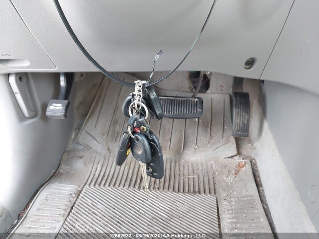 2008 Hyundai Santa Fe მანქანა იყიდება აუქციონზე, vin: 5NMSG13D58H133826, აუქციონის ნომერი: 12682932