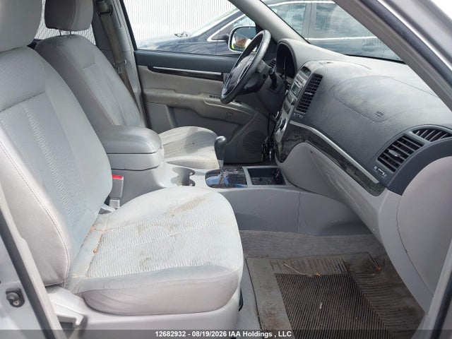 2008 Hyundai Santa Fe მანქანა იყიდება აუქციონზე, vin: 5NMSG13D58H133826, აუქციონის ნომერი: 12682932