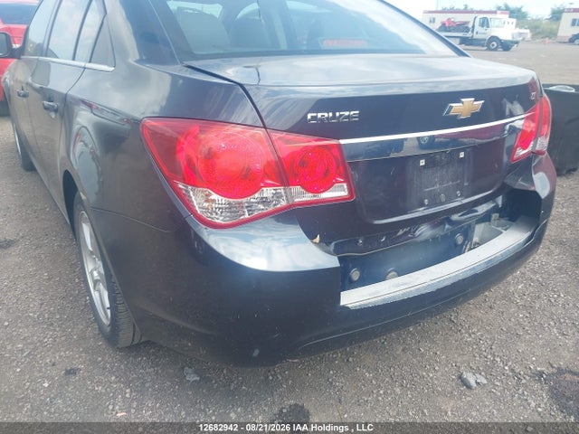 1G1PF5SB9G7117207 Chevrolet Cruze Limited 2lt