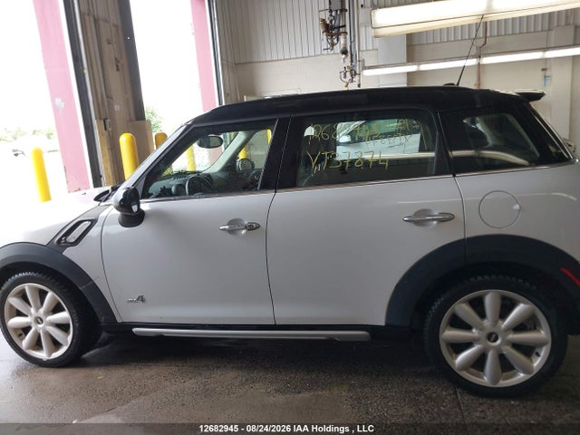 Mini Country Man 2015 WMWZC5C54FWT37874 Image 14