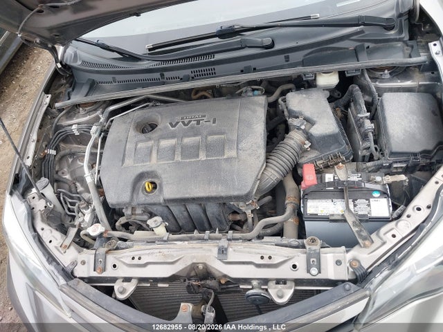 2T1BURHE2JC040993 Toyota COROLLA SE