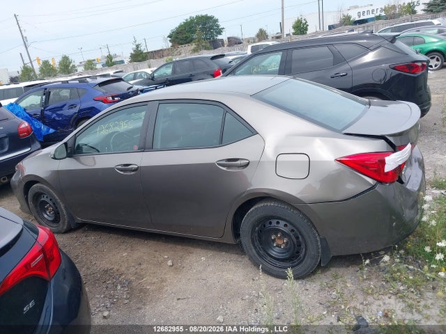 2T1BURHE2JC040993 Toyota COROLLA SE