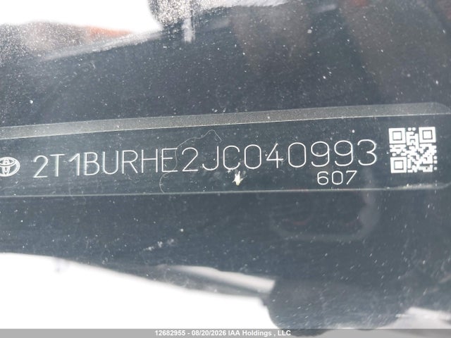 2T1BURHE2JC040993 Toyota COROLLA SE