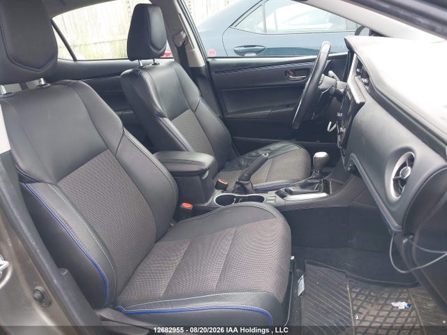 2T1BURHE2JC040993 Toyota COROLLA SE
