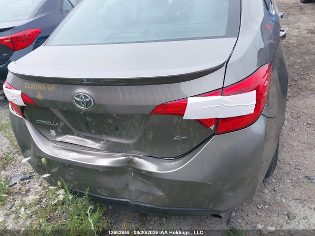 2T1BURHE2JC040993 Toyota COROLLA SE