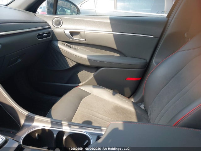 12682959 :رقم المزاد ، 5NPEJ4J24MH068434 vin ، 2021 Hyundai Sonata Sel Plus مزاد بيع