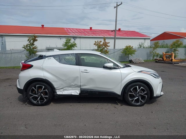 12682970 :رقم المزاد ، JTNKHMBX3N1132458 vin ، 2022 Toyota C-hr Xle/night Shade/limited مزاد بيع