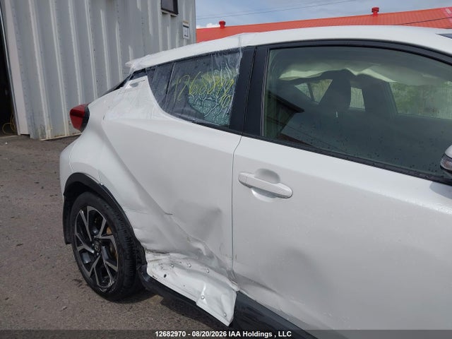 12682970 :رقم المزاد ، JTNKHMBX3N1132458 vin ، 2022 Toyota C-hr Xle/night Shade/limited مزاد بيع