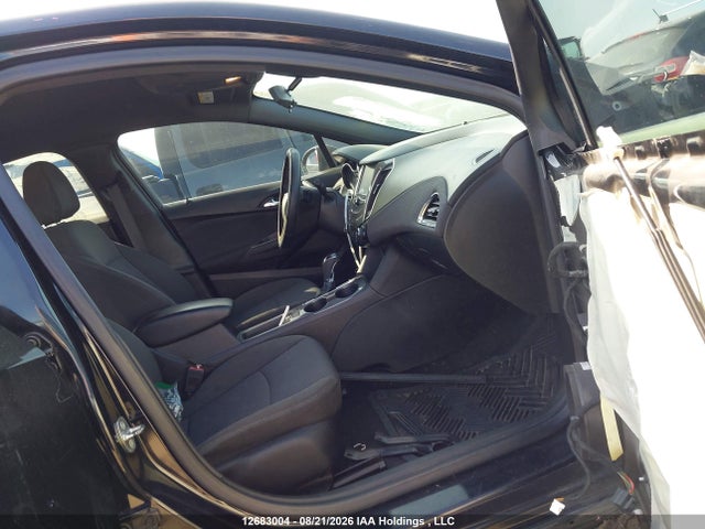 Chevrolet Cruze 2018 1G1BE5SM9J7204448 Image 5