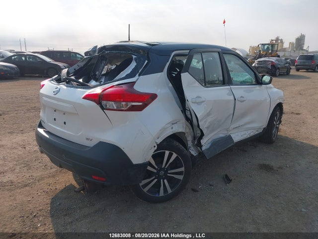 2018 Nissan Kicks S/sr/sv მანქანა იყიდება აუქციონზე, vin: 3N1CP5CU5JL522246, აუქციონის ნომერი: 12683008