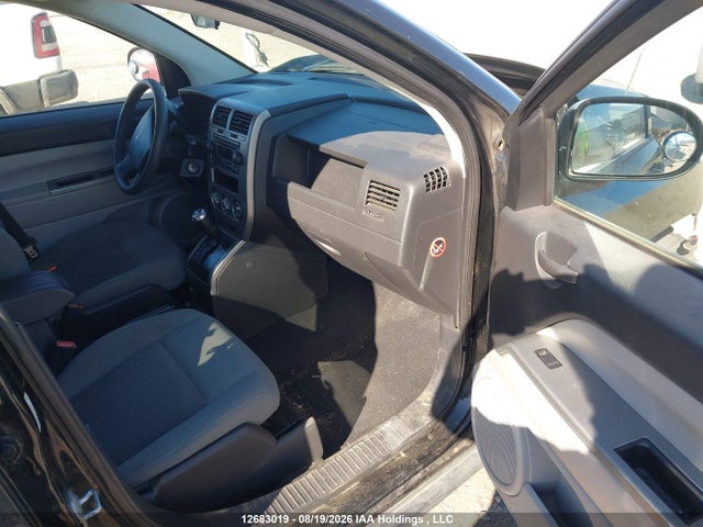 12683019 :رقم المزاد ، 1J8FT47W17D205714 vin ، 2007 Jeep Compass Sport/north مزاد بيع
