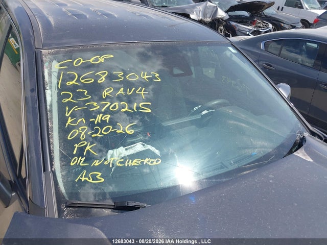 12683043 :رقم المزاد ، 2T3B1RFVXPC370215 vin ، 2023 Toyota Rav4 Le مزاد بيع