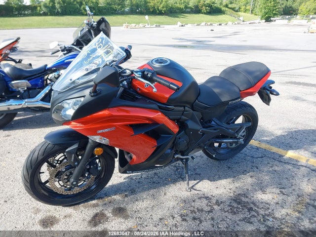 Kawasaki Ex650 F 2014 JKAEXEF1XEDA17853 Image 2
