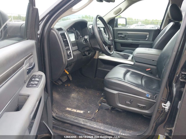 1C6RR7LM2JS287875 RAM 1500 Slt