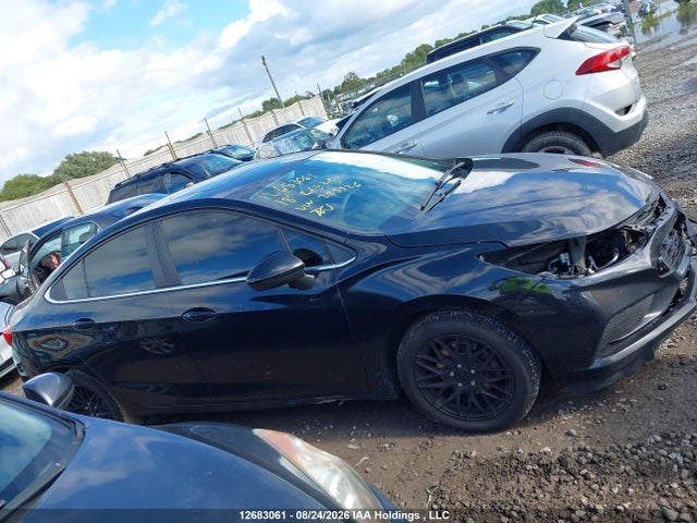 Chevrolet Cruze Lt Auto 2018 1G1BE5SM9J7225526 Image 13
