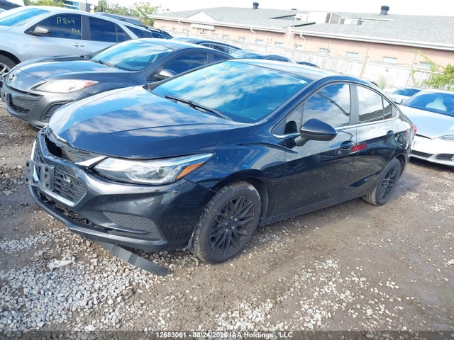 Chevrolet Cruze Lt Auto 2018 1G1BE5SM9J7225526 Image 2