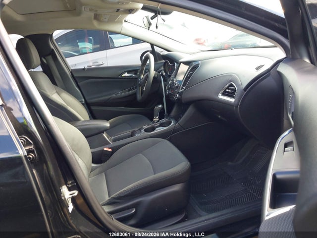 Chevrolet Cruze Lt Auto 2018 1G1BE5SM9J7225526 Image 5