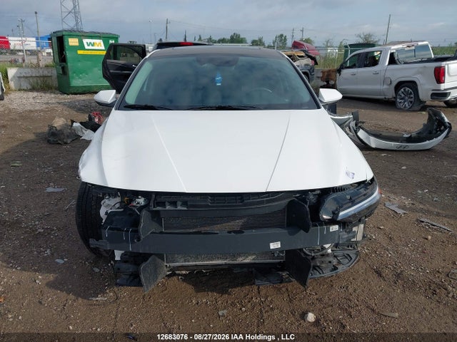 KMHLM4DG1RU670819 Hyundai Elantra