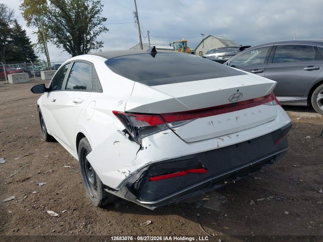 KMHLM4DG1RU670819 Hyundai Elantra