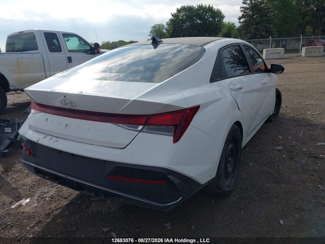 KMHLM4DG1RU670819 Hyundai Elantra