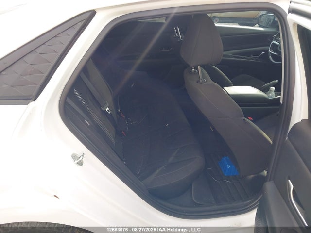 KMHLM4DG1RU670819 Hyundai Elantra