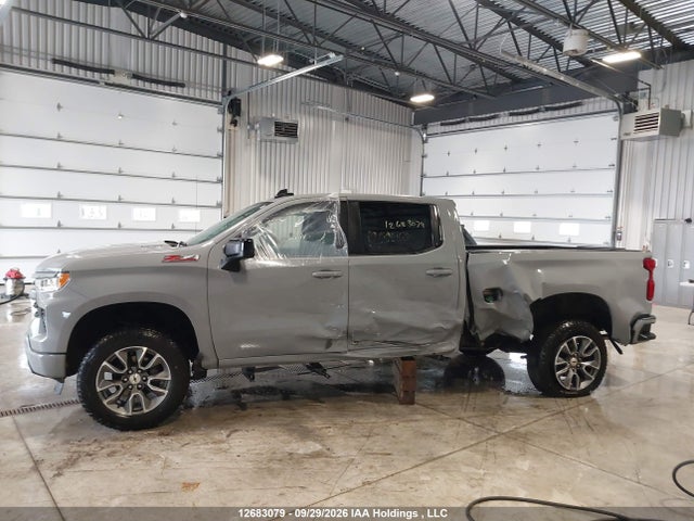 2025 Chevrolet Silverado 1500 4wd Rst მანქანა იყიდება აუქციონზე, vin: 1GCUKEE8XSZ153538, აუქციონის ნომერი: 12683079