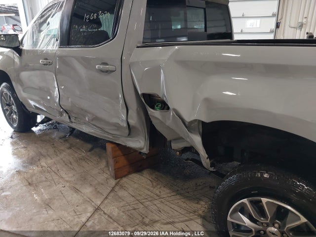 2025 Chevrolet Silverado 1500 4wd Rst მანქანა იყიდება აუქციონზე, vin: 1GCUKEE8XSZ153538, აუქციონის ნომერი: 12683079