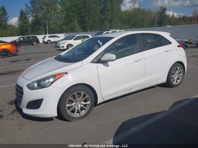 KMHD25LH3GU281879 Hyundai ELANTRA GT