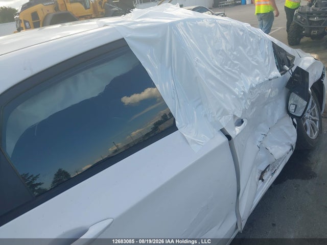 KMHD25LH3GU281879 Hyundai ELANTRA GT