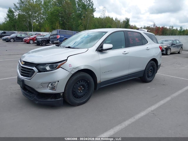2GNAXSEV2J6182915 Chevrolet Equinox