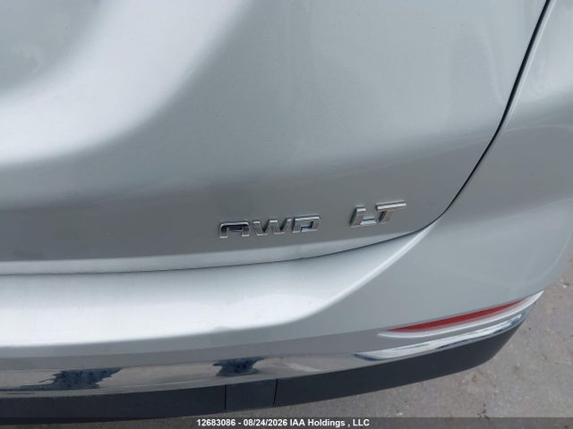 2GNAXSEV2J6182915 Chevrolet Equinox