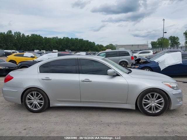 Продаж на аукціоні авто 2013 Hyundai Genesis 3.8l, vin: KMHGC4DD5DU245056, номер лоту: 12683090