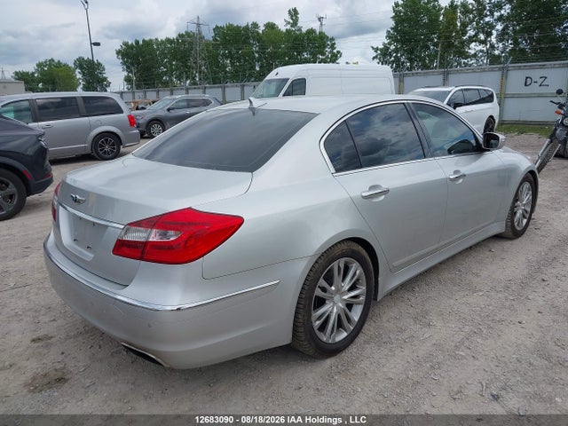 Продаж на аукціоні авто 2013 Hyundai Genesis 3.8l, vin: KMHGC4DD5DU245056, номер лоту: 12683090