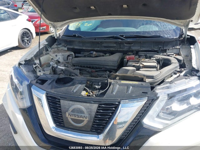 12683093 :رقم المزاد ، 5N1AT2MV7HC867365 vin ، 2017 Nissan Rogue S/sl Platinum/sv مزاد بيع