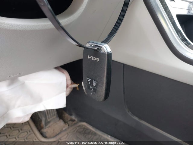 Продажа на аукционе авто 2024 Kia Carnival Lx, vin: KNDNB5H35R6399946, номер лота: 12683117