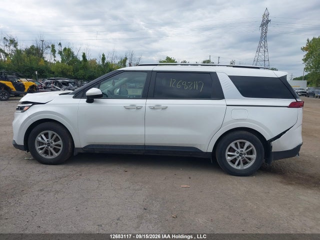 Продажа на аукционе авто 2024 Kia Carnival Lx, vin: KNDNB5H35R6399946, номер лота: 12683117