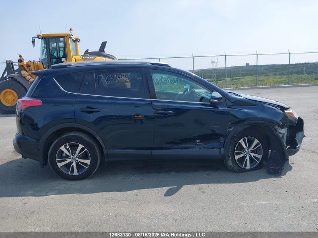 2T3RFREV6JW783028 Toyota Rav4 Xle