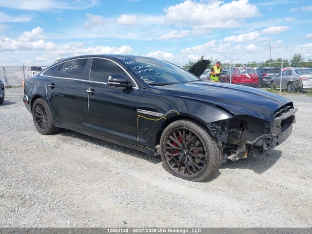 2019 SAJXJ2GD8K8W20536 main image