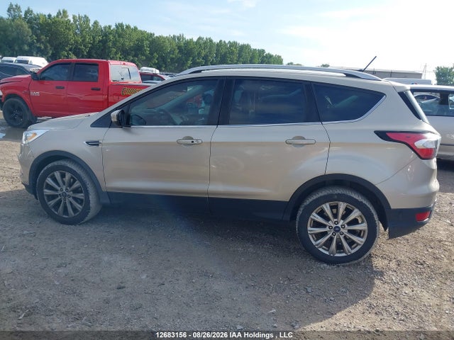 12683156 :رقم المزاد ، 1FMCU9J92JUA76716 vin ، 2018 Ford Escape Titanium مزاد بيع