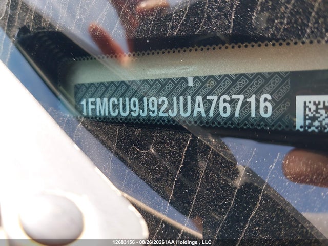 12683156 :رقم المزاد ، 1FMCU9J92JUA76716 vin ، 2018 Ford Escape Titanium مزاد بيع