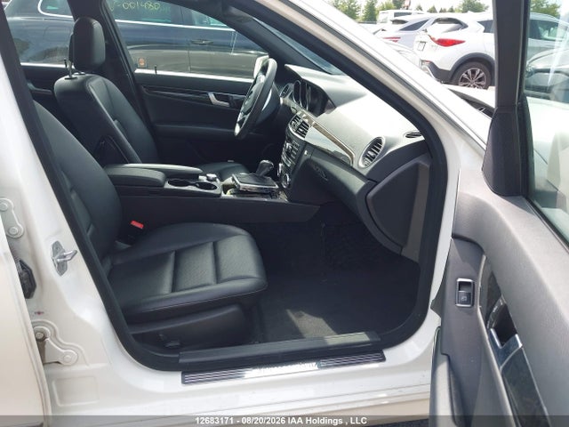 Aukcja sprzedaży 2012 Mercedes-benz C 300 4matic, vin: WDDGF8BB0CA702284, numer aukcji: 12683171