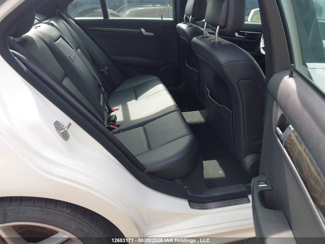 Aukcja sprzedaży 2012 Mercedes-benz C 300 4matic, vin: WDDGF8BB0CA702284, numer aukcji: 12683171