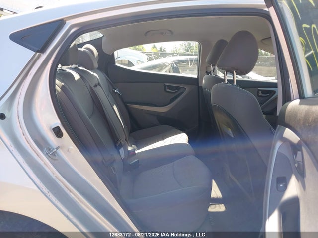 5NPDH4AE0FH580731 Hyundai Elantra