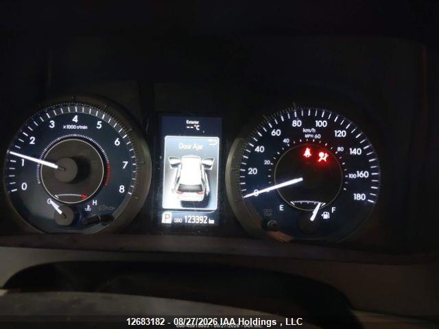 Auction sale of the 2017 Toyota Sienna Xle/limited, vin: 5TDYZ3DC2HS863681, lot number: 12683182