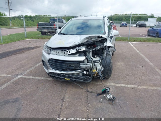 Chevrolet TRAX 1LT 2022 KL7CJLSM9NB543500 Image 6