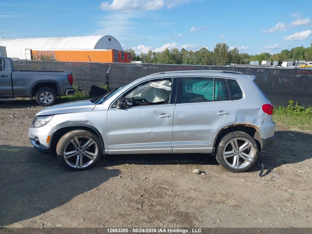 12683205 :رقم المزاد ، WVGJV3AX0EW601167 vin ، 2014 Volkswagen Tiguan S/se/sel/r-line مزاد بيع