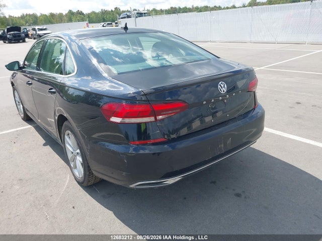 Volkswagen Passat Highline 2021 1VWBA7A34MC011981 Image 3