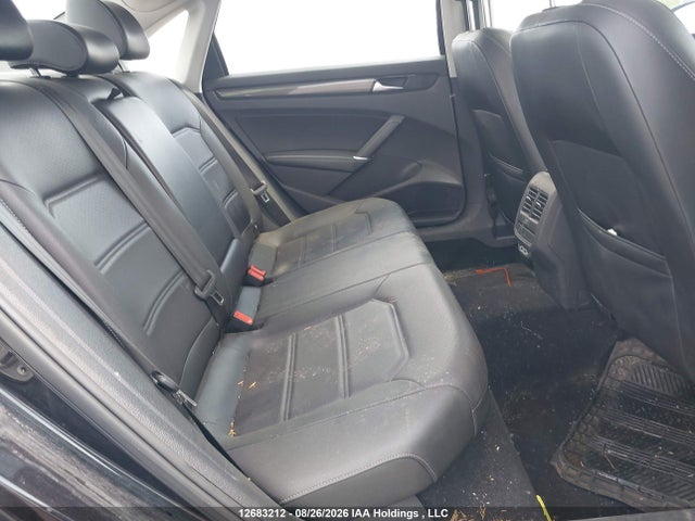Volkswagen Passat Highline 2021 1VWBA7A34MC011981 Image 8