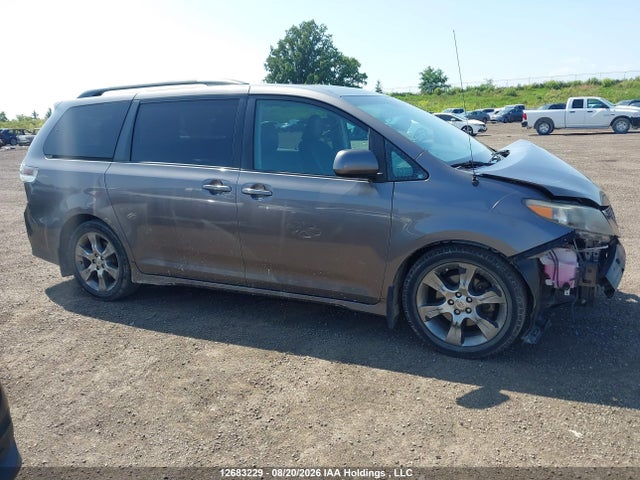 Продаж на аукціоні авто 2011 Toyota Sienna Se 8 Passenger, vin: 5TDXK3DCXBS083287, номер лоту: 12683229