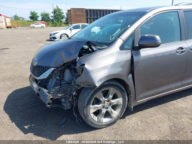 Продаж на аукціоні авто 2011 Toyota Sienna Se 8 Passenger, vin: 5TDXK3DCXBS083287, номер лоту: 12683229
